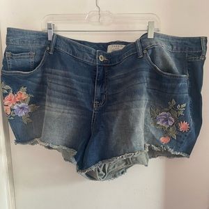 Torrid denim floral shorts.